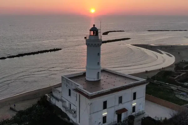 Faro di Anzio